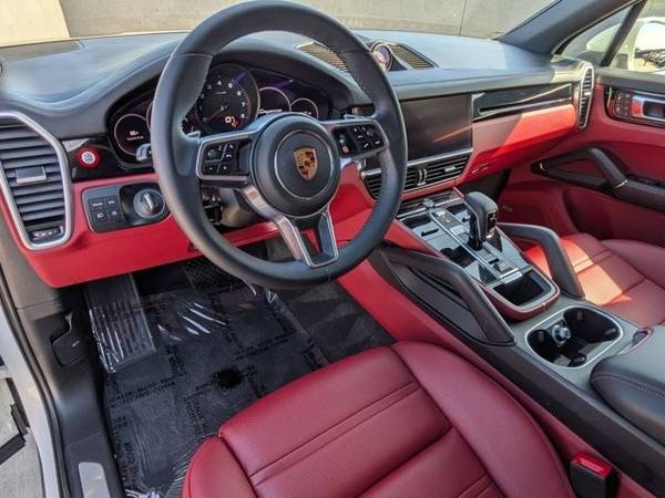 2023 Porsche Cayenne