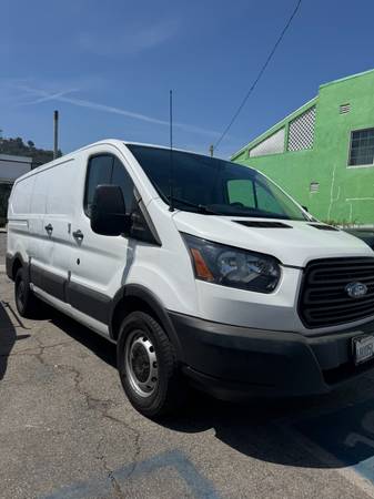 2017 Ford Transit