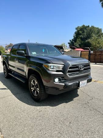 2017 Toyota tacoma