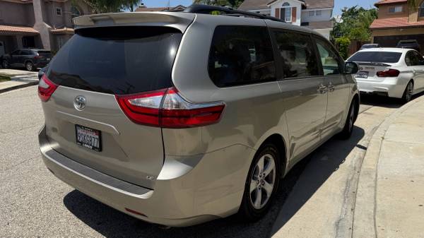 2015 Toyota Sienna