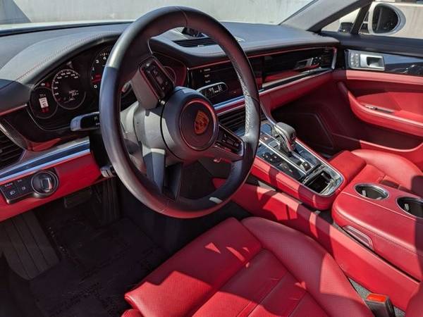 2022 Porsche Panamera