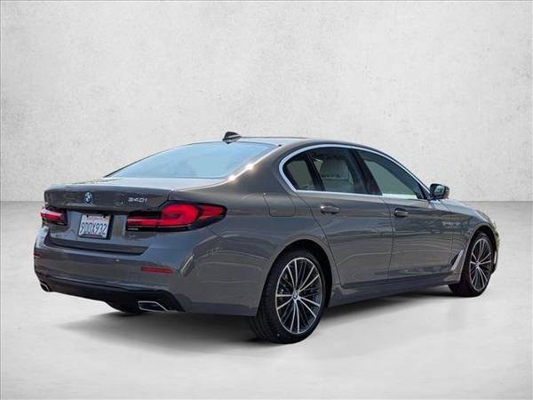 2022 BMW 5