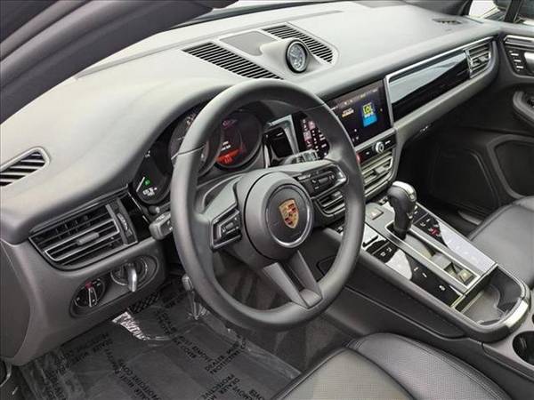2024 Porsche Macan