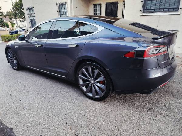 2015 Tesla Model