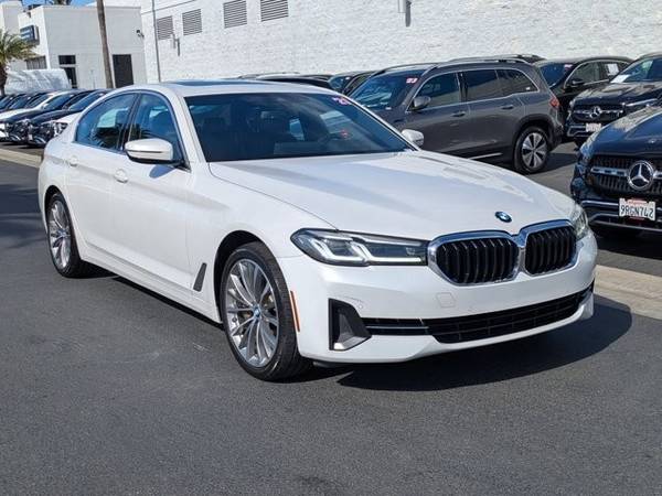 2021 BMW 5