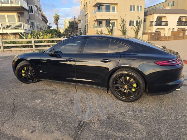 2019 Porsche Panamera