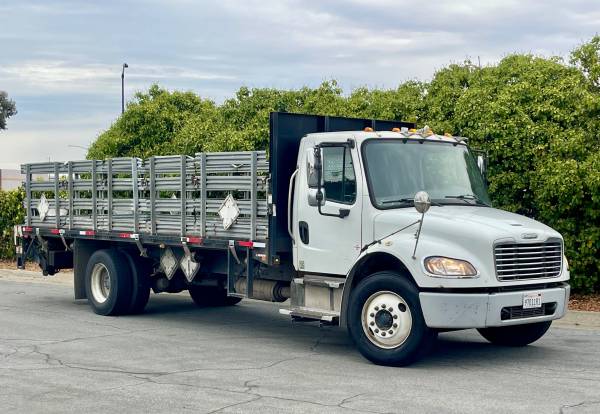 2015 Freightliner M2