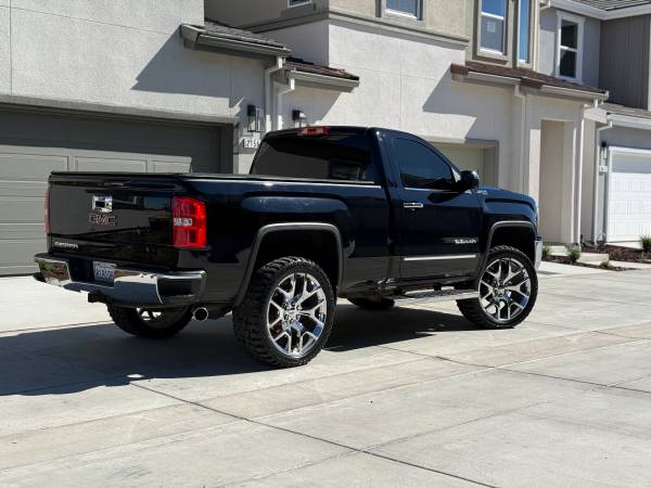 2016 GMC Sierra
