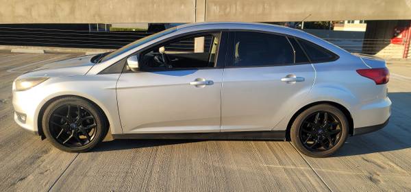 2016 Ford FOCUS