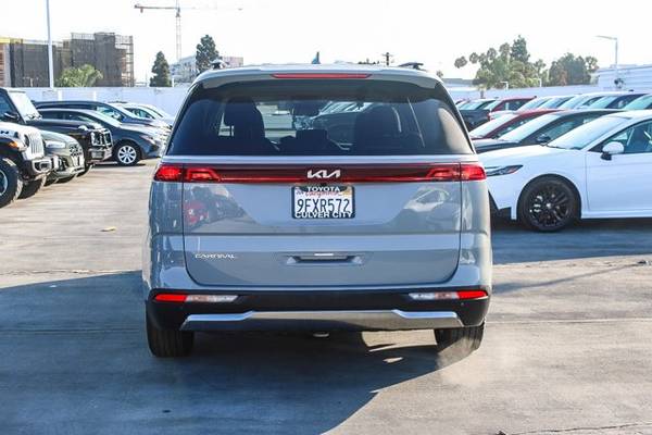 2024 Kia Carnival