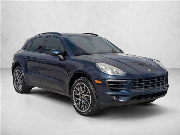 2016 Porsche Macan