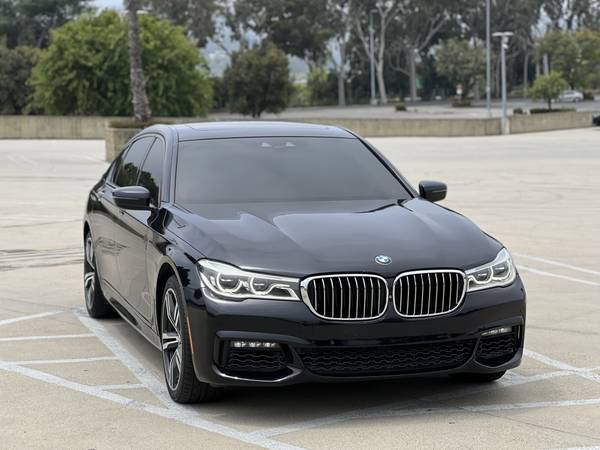 2016 BMW 750I