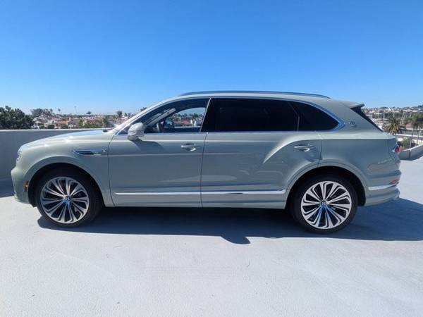 2025 Bentley Bentayga