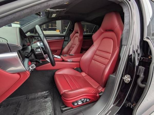 2019 Porsche Panamera