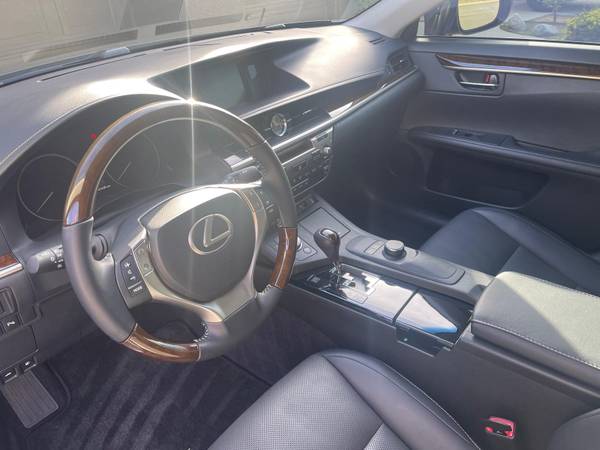 2015 Lexus ES350