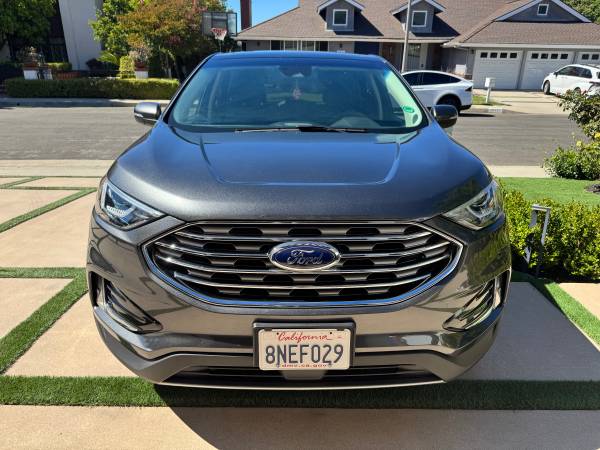 2019 Ford Edge