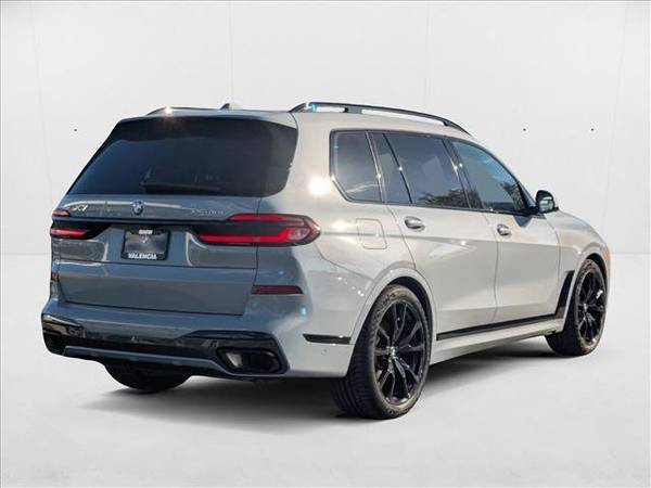 2024 BMW X7