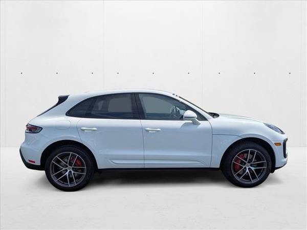 2024 Porsche Macan